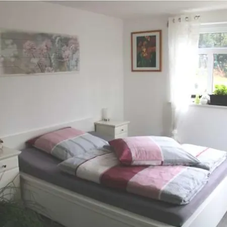 Moderne Ferienwohnung Im Gruenen